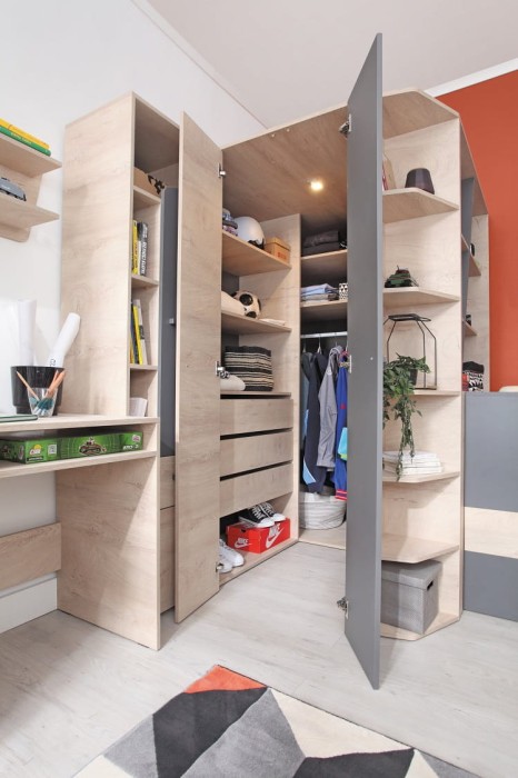 Kleiderschrank DARLA D01'.jpg
