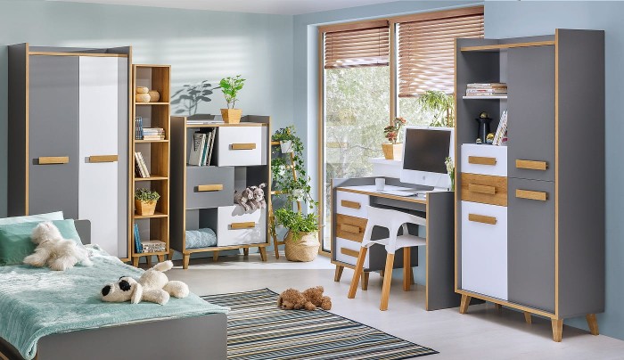 Komplettes Jugendzimmer-Möbelset in Grau und Weiß mit Schreibtisch, Bett und Regalen.