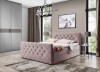 Luxuriöses Polsterbett in Rosa mit Kristallknöpfen und gestepptem Kopfteil im Schlafzimmer.
