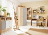 Modernes Arbeitszimmer mit Eckkleiderschrank, Schreibtisch und Staffelei in Eiche und Grau.