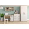 Jugendzimmer-Möbelset bestehend aus Schreibtisch, Kommode, Kleiderschrank und Wandregal in Eiche-Weiß.