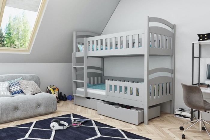 Graues Etagenbett aus Holz mit praktischen Schubladen im modernen Kinderzimmer unter einer Dachschräge.