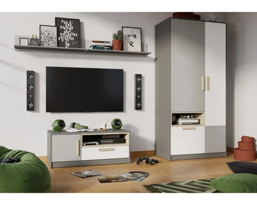 Kombination aus zweitürigem Kleiderschrank und TV-Lowboard in Grau-Weiß-Optik.