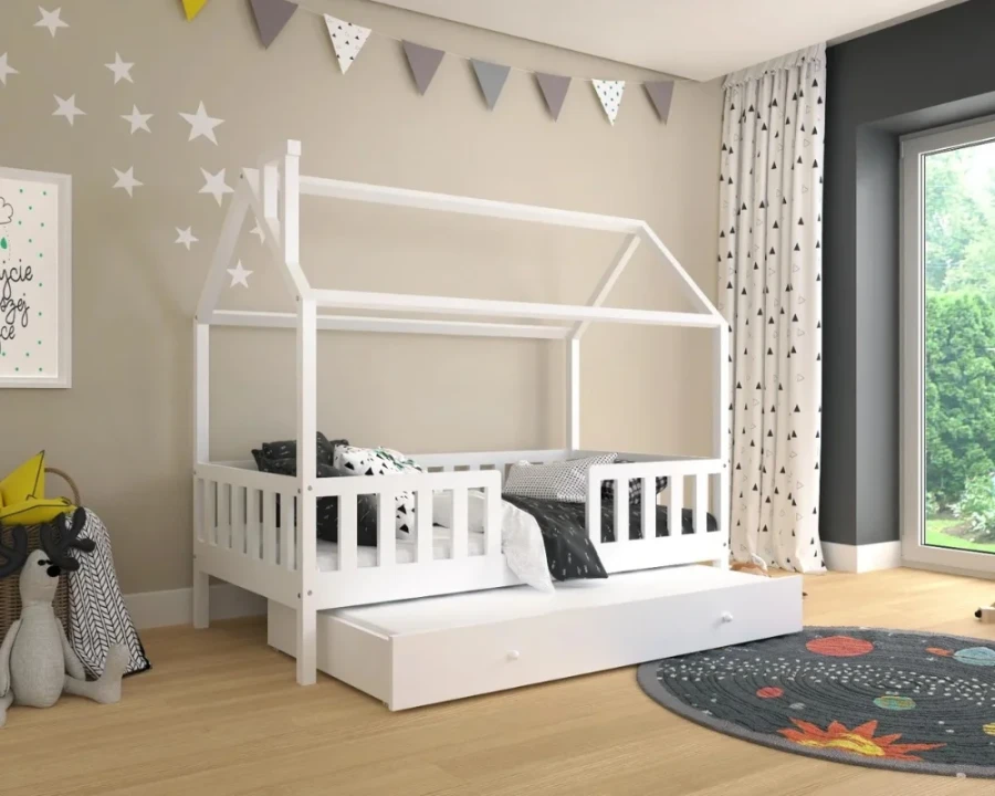 Massivholz-Hausbett in Weiß mit ausziehbarem Gästebett und Fallschutz für das moderne Kinderzimmer.