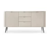 Modernes beige Sideboard mit geriffelter Front und schwarzen Metallfüßen.