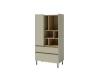 Modernes Highboard in Salbeigrün mit offenen Regalfächern und schwarzen Metallbeinen.