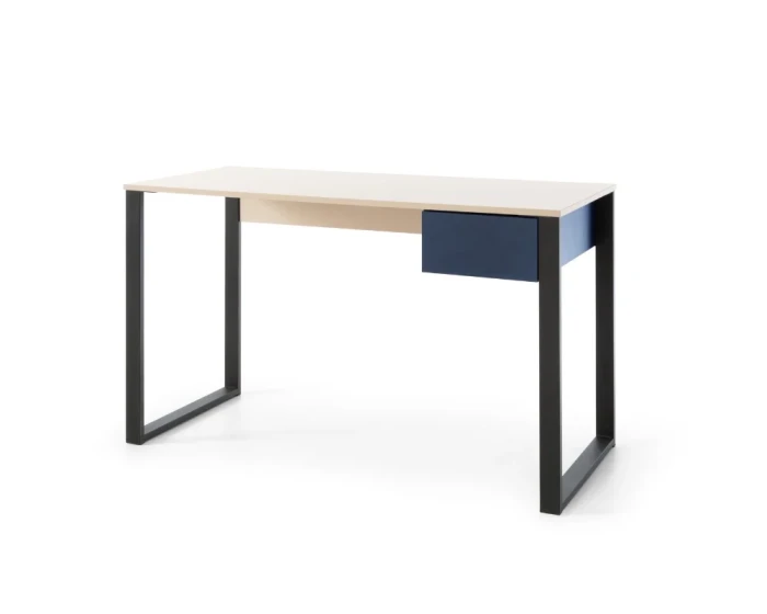 Moderner Schreibtisch mit schwarzem Metallfuß, heller Tischplatte und blauer Schublade.