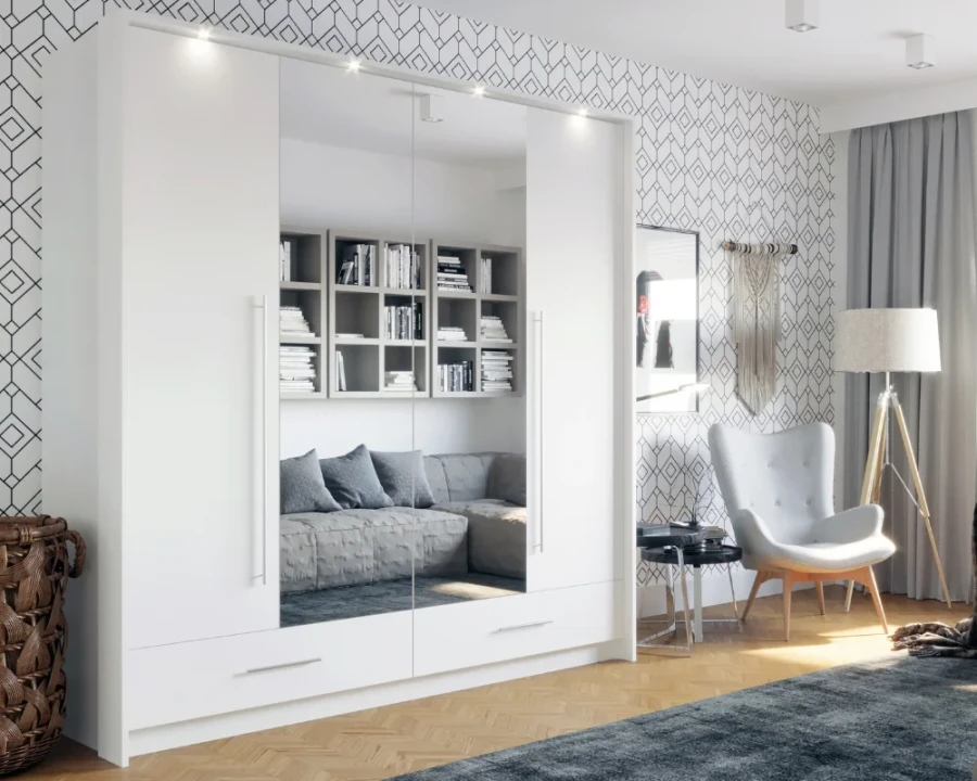 Weißer Kleiderschrank mit Spiegeltüren und LED-Beleuchtung im modernen Zimmer.