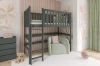 Moderne donkergrijze hoogslaper in de kinderkamer met comfortabele fauteuil.