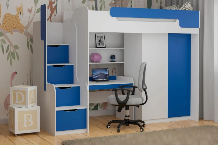 Eingerichtetes Kinderzimmer mit modernem blau-weißem Hochbett, Schreibtischstuhl und Wandgestaltung.