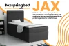 Dunkelgraues Boxspringbett JAX kombiniert zeitloses Design mit praktischen Stauraummöglichkeiten.