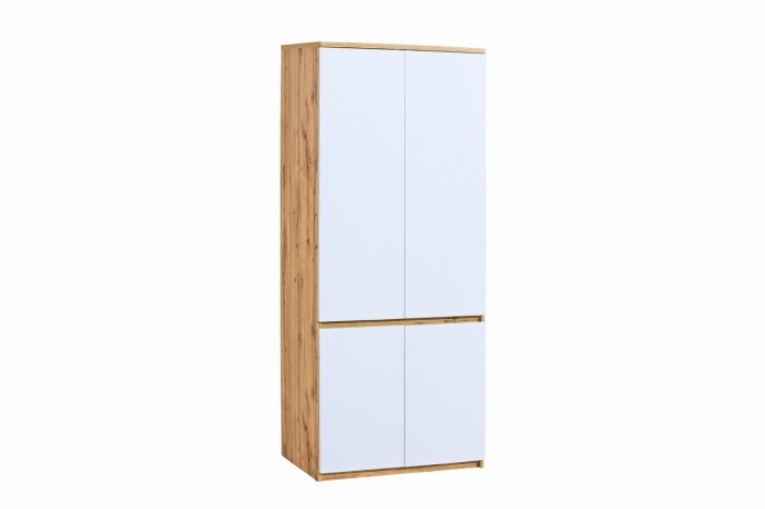 Viertüriger Schrank in Eiche und Weiß mit viel Stauraum für das Schlafzimmer.