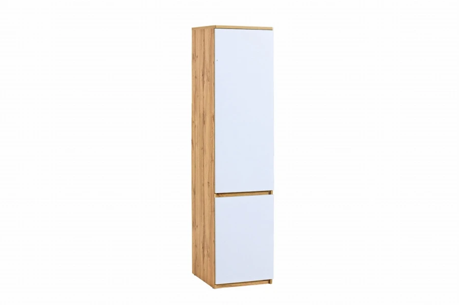 Moderner, schmaler Hochschrank in Eiche-Optik mit weißen Türfronten.