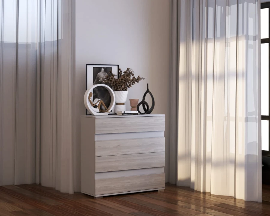 Stylische Kommode mit heller Holzmaserung und Deko-Elementen im modern eingerichteten Zimmer.