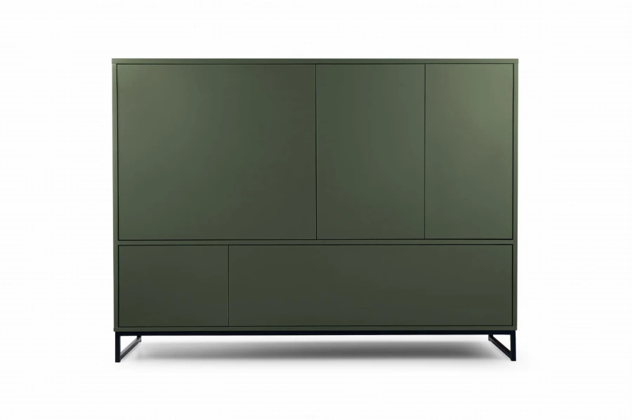 Highboard in Olivgrün, moderne Anrichte mit schwarzen Metallbeinen, geschlossen.
