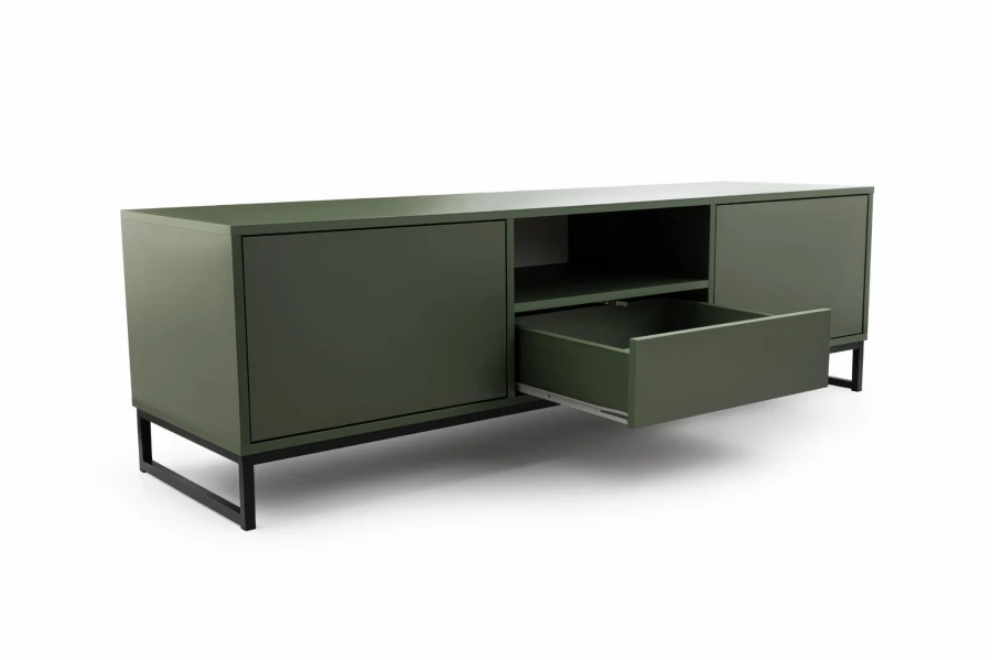 Dunkelgrünes TV-Board mit schwarzen Metallbeinen und einer ausgezogenen Schublade.