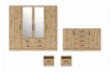 Schlafzimmer-Set in Eiche-Optik mit Kleiderschrank, Kommode und zwei Nachtschränken.