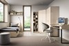 Modernes Jugendzimmer-Set in Beige mit Kleiderschrank, Schreibtisch und gemütlichem Einzelbett.