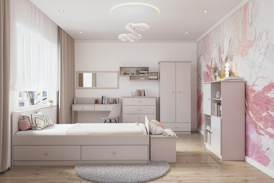 Komplettes Kinderzimmer-Set in Beige mit Bett, Schreibtisch und rosa Wandtapete mit Vogelmotiv.