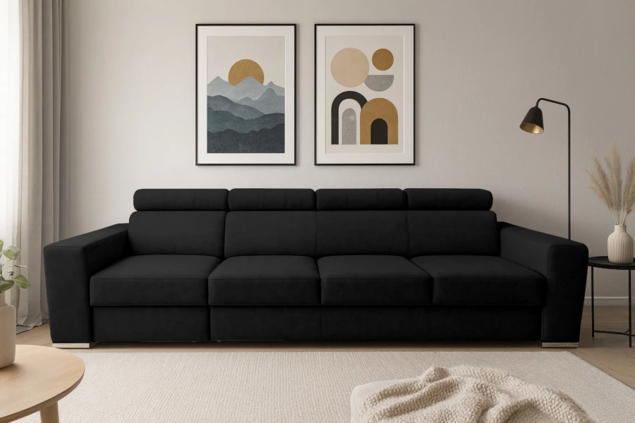 Modernes schwarzes 4-Sitzer Sofa in stilvollem Wohnzimmer mit Wandkunst