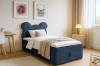 Dunkelblaues Boxspringbett für Kinder mit Bären-Kopfteil, moderner Cord-Look.