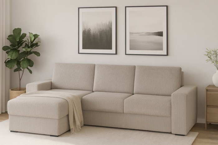 Beiges Ecksofa TOCO mit Cord-Bezug in hellem Wohnzimmer, Ottomane links.