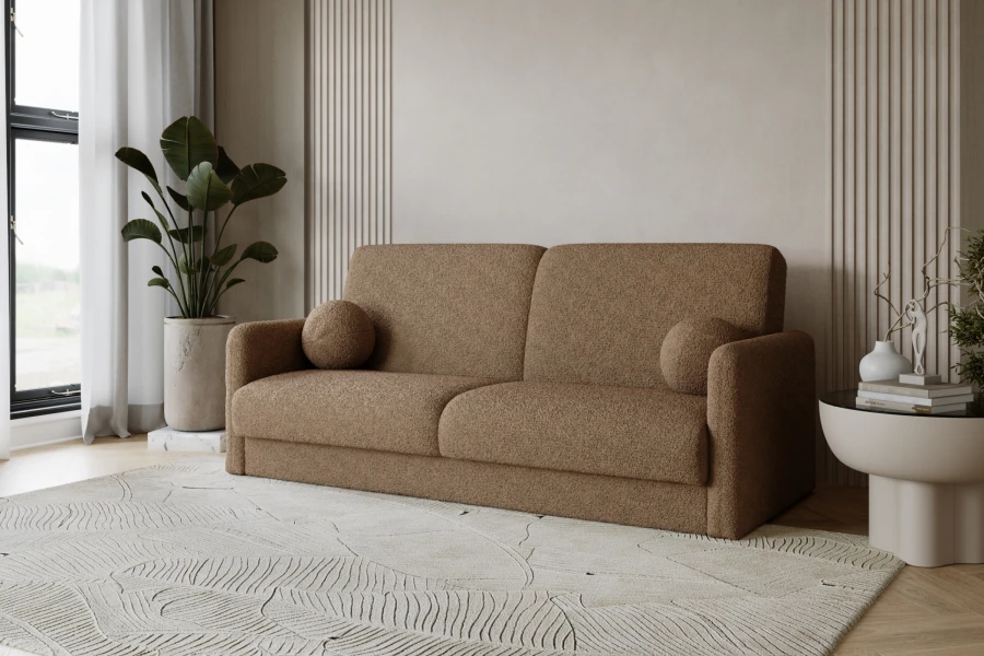 Hellbraunes Bouclé-Sofa mit runden Dekokissen im skandinavischen Stil