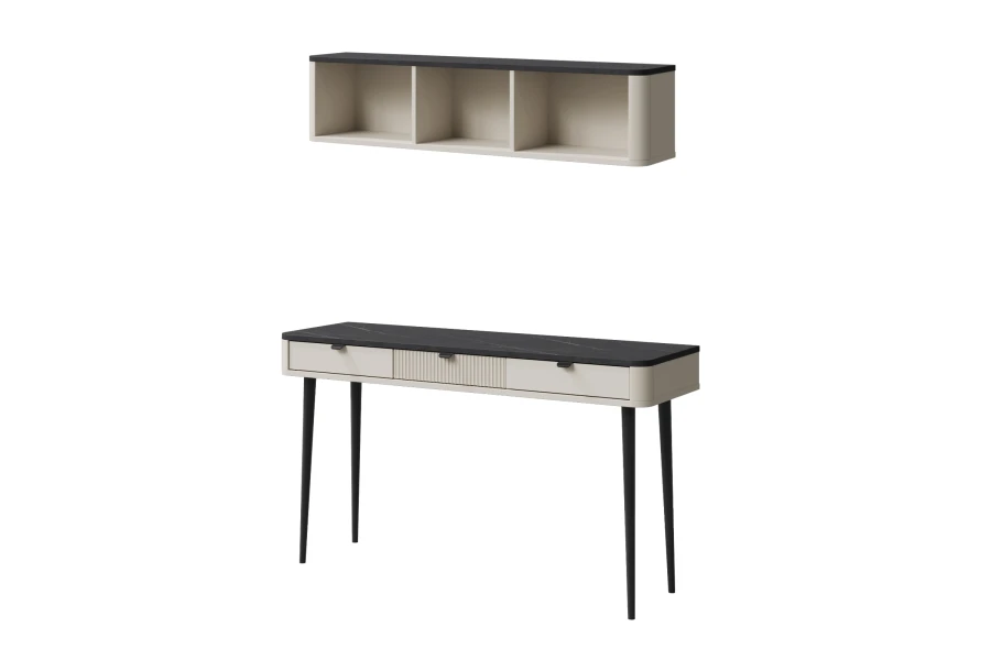 Beiger MILY Schreibtisch mit schwarzer Platte und passendes Wandregal für das Arbeitszimmer.