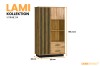 Moderne Vitrine 04 LAMI Kollektion in Eiche-Optik mit Lamellen, Maße: 90 x 159,2 x 40 cm.