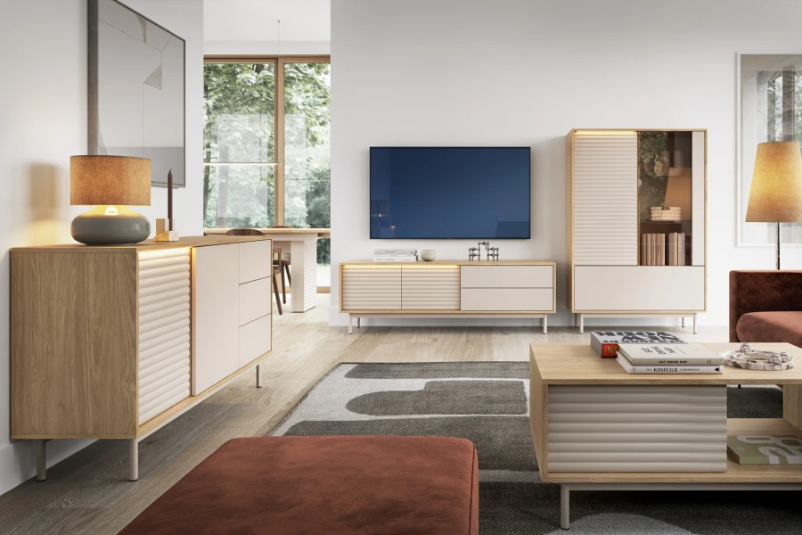 Moderne Wohnwand-Kombination aus der TOGY Kollektion mit Lowboard, Vitrine und Couchtisch.