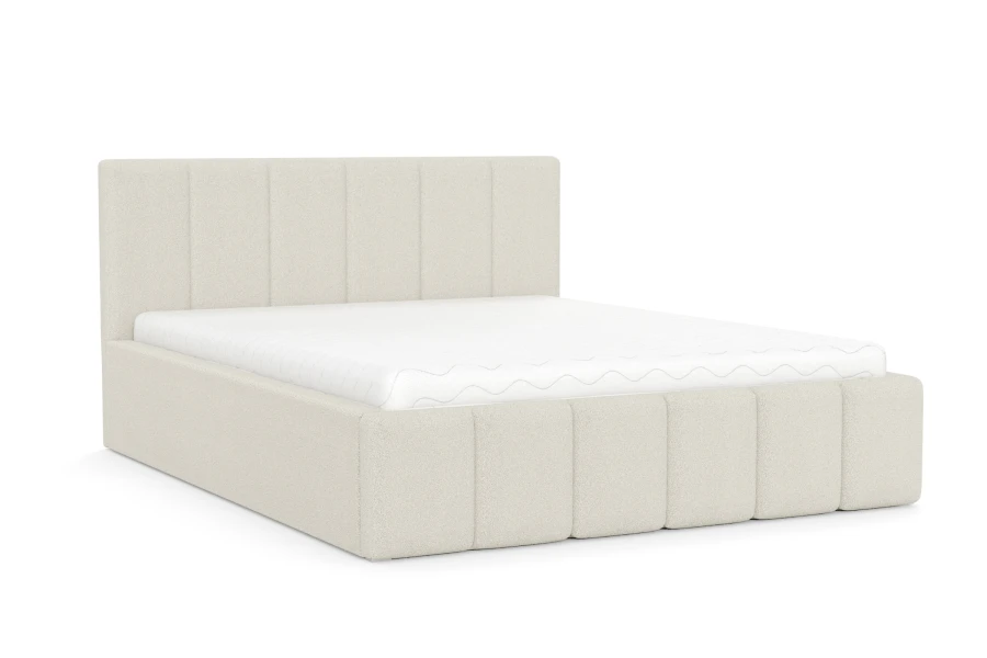 Komfortables beiges Doppelbett mit gepolstertem Kopfteil und Matratze, Seitenansicht.