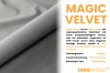 Eigenschaften des Magic Velvet Stoffes: Weicher, strapazierfähiger Velours für Polstermöbel.