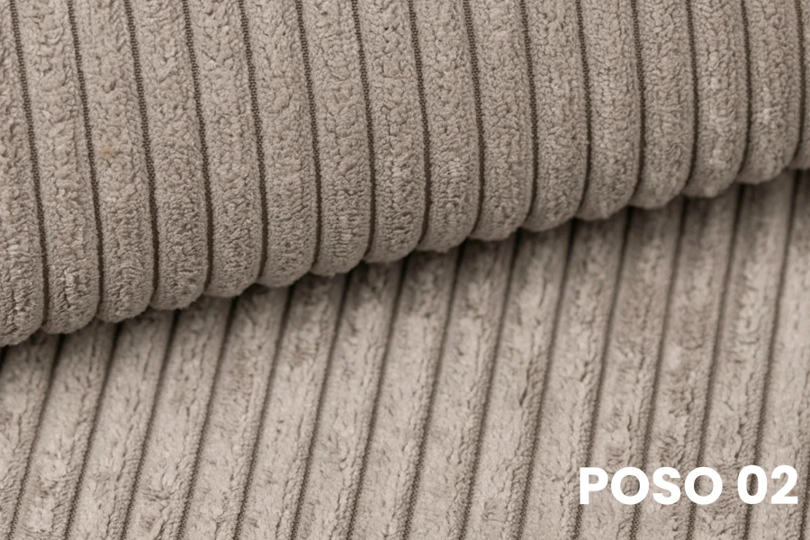 Detailansicht der Textur von Poso 02: Hochwertiger Cord-Polsterstoff in einem warmen Beigeton.