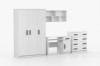 Weißes Kinderzimmer-Set mit grauen Griffen: Schrank, Schreibtisch, Regal und Kommode.