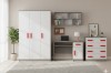 Jugendzimmer-Set INGE in Weiß-Grau mit roten Akzenten an Griffen: Kleiderschrank, Schreibtisch und Kommode.
