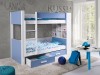 Modernes Etagenbett in Weiß und Blau mit integrierten Regalen und praktischen Schubladen.