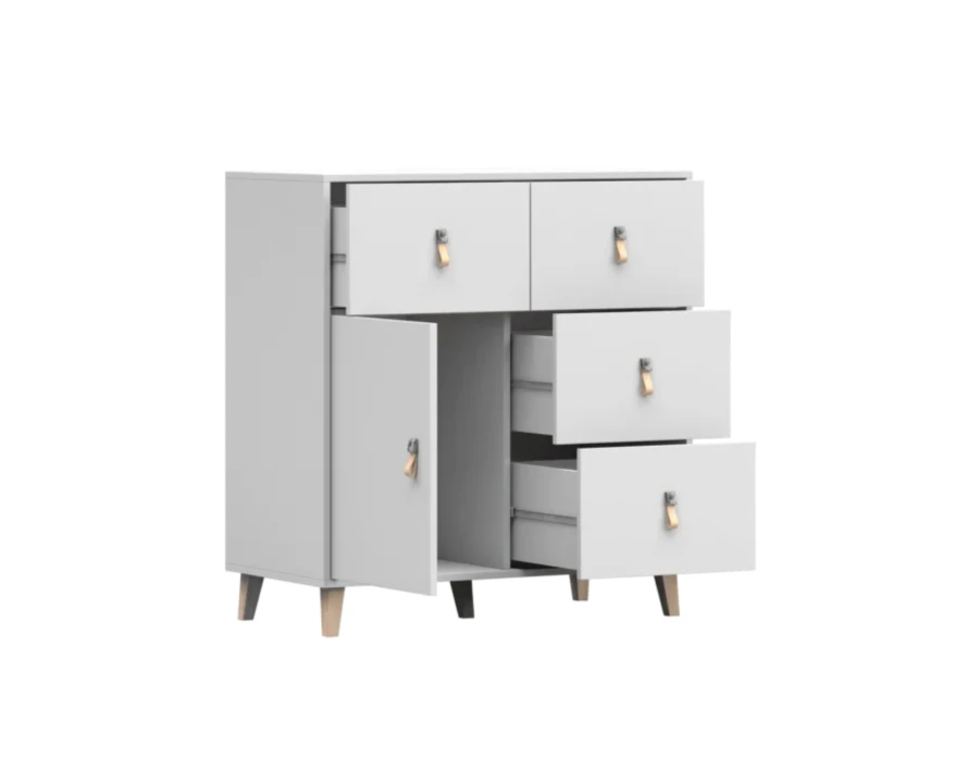Weiße Kommode mit Ledergriffen und offenen Schubladen im skandinavischen Design.