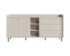 Breites Sideboard Georgia in Sandbeige mit drei Schubladen und schwarzen Beinen.
