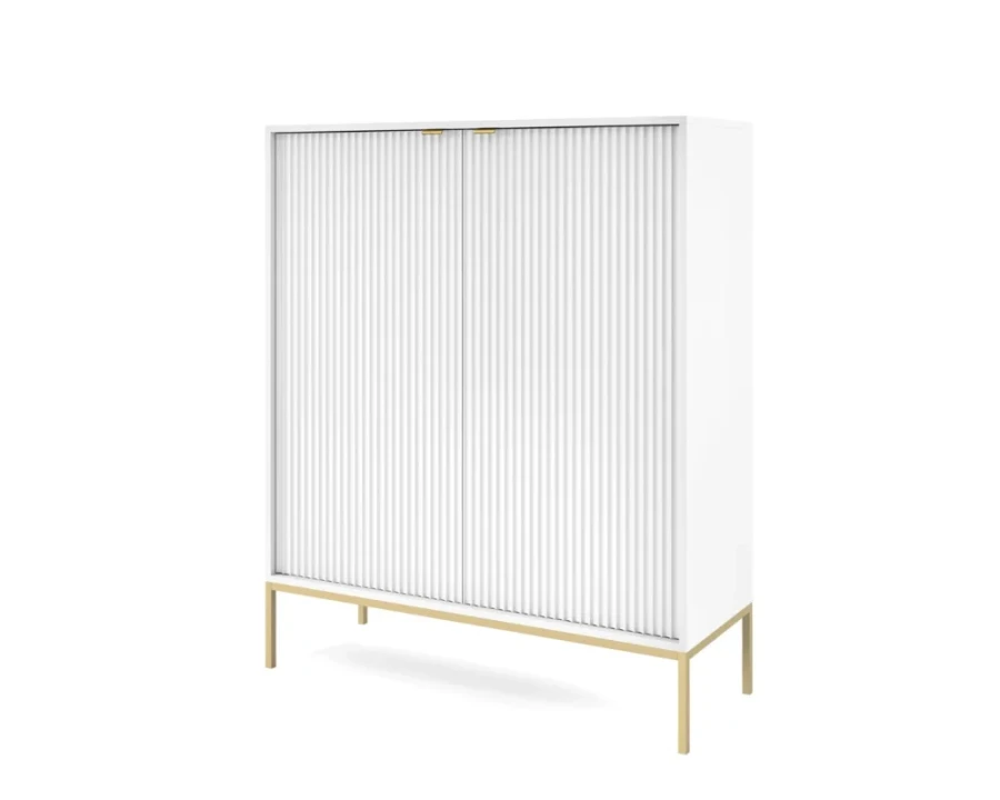 Moderner weißer Schrank mit Rillenoptik und goldenem Gestell aus der Seitenansicht.