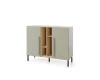 Salbeigrünes Sideboard mit zentralem Holzfach und schwarzen Metallfüßen.