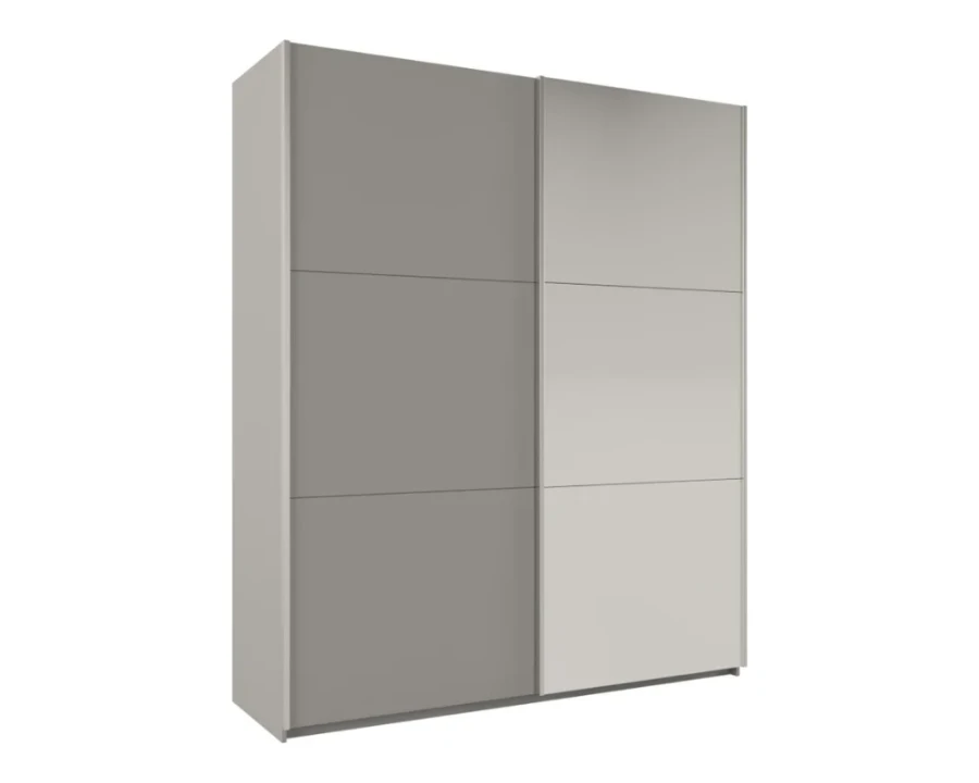 Moderner Kleiderschrank mit Schwebetüren in verschiedenen Grautönen.