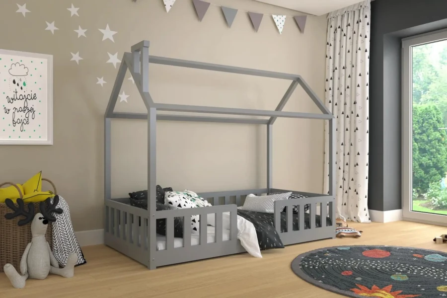 Graues Hausbett für Kinder im skandinavischen Design mit Rausfallschutz im Kinderzimmer.