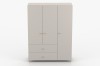 Moderner 3-türiger Kleiderschrank in Beige mit zwei Schubladen und runden Holzgriffen.